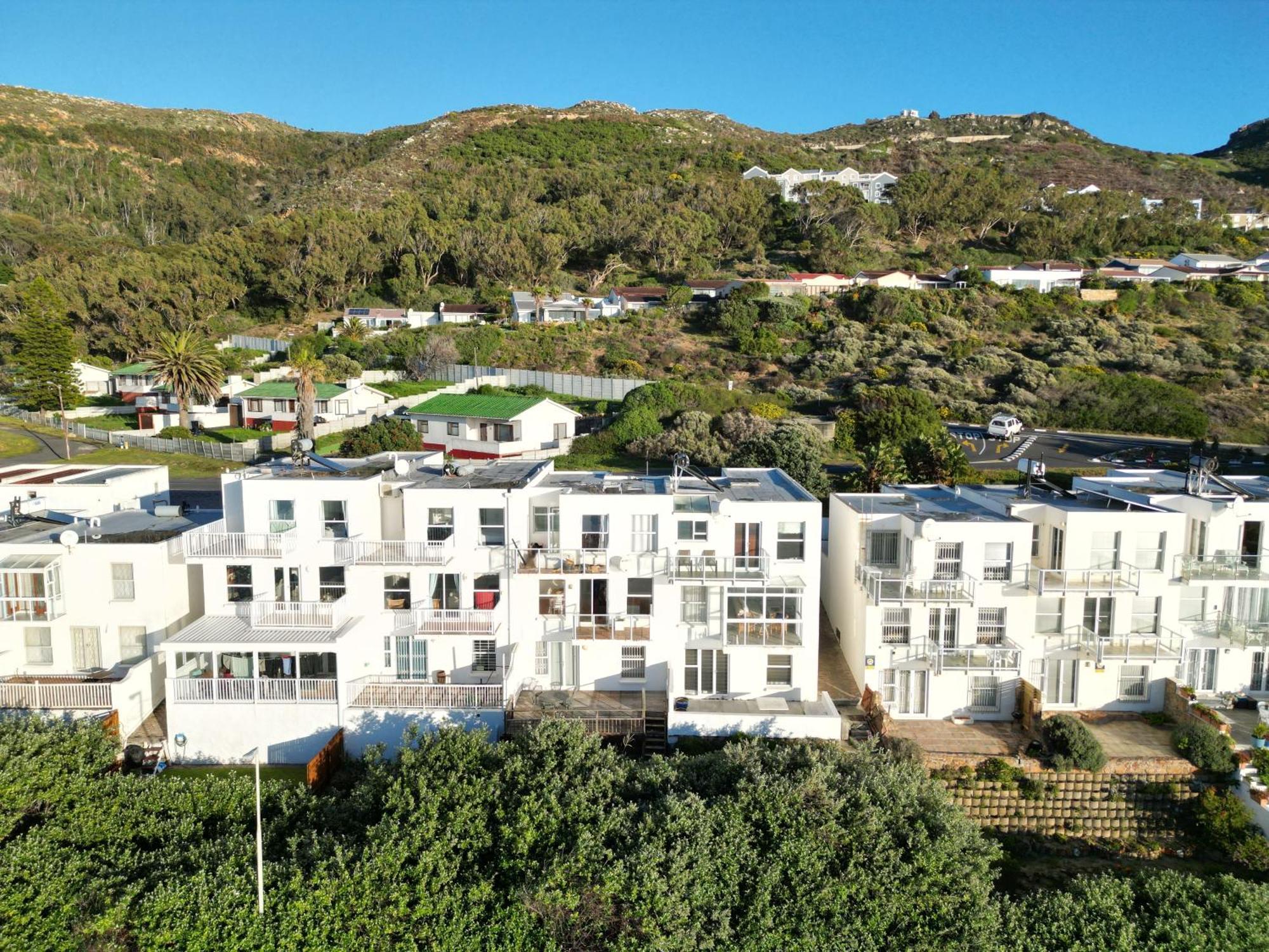 Beach Apt In Simons Town *